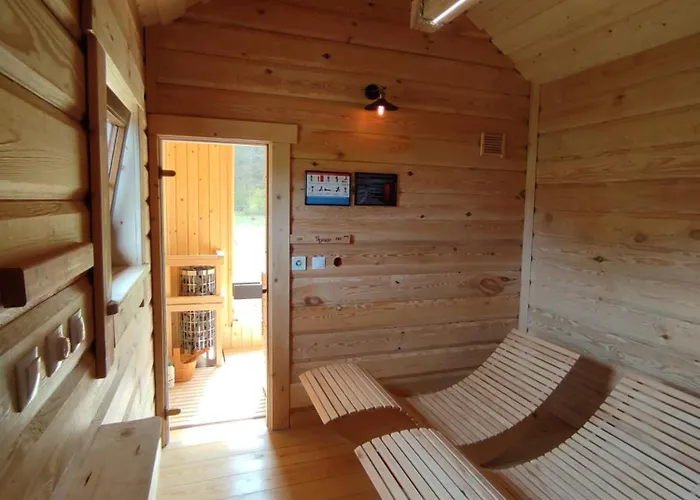 Holiday home Dom Z Bala Sosnowy